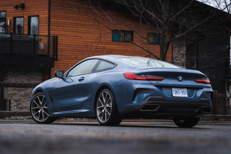  BMW M850i xDrive (G15) 2018 года  (NA) (фото 7 из 33)